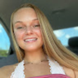 Meet your Posher, Delaney